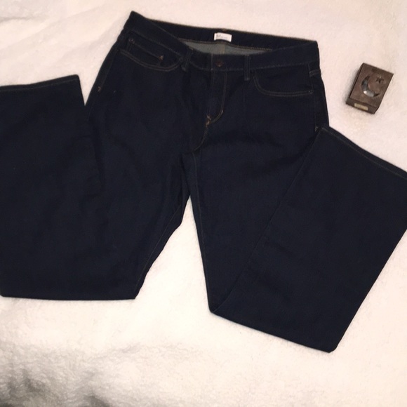 COPY - Gap jeans size 10/30 EUC 32 inseam approx - Picture 1 of 6
